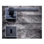 Πόμολα Πόρτας Με Ροζέτα Χρώμιο Ζωγομετάλ 366