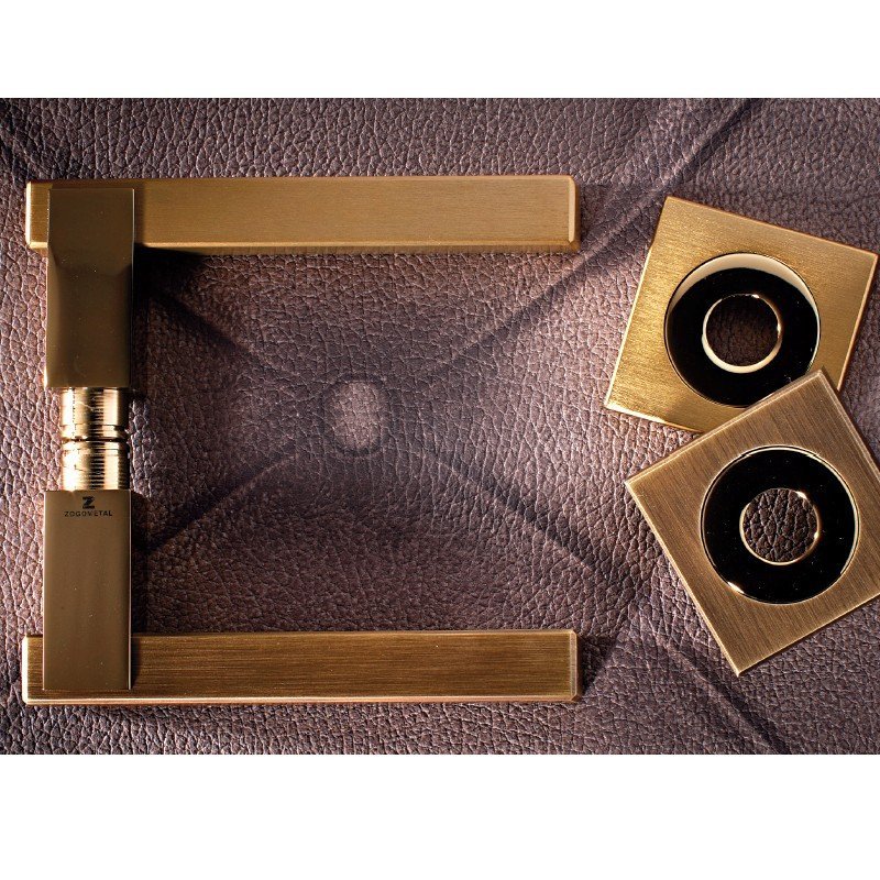 001 zogo (209) Πόμολα Πόρτας Με Ροζέτα Ορο/Ματ Ζωγομετάλ 346 - Image 1