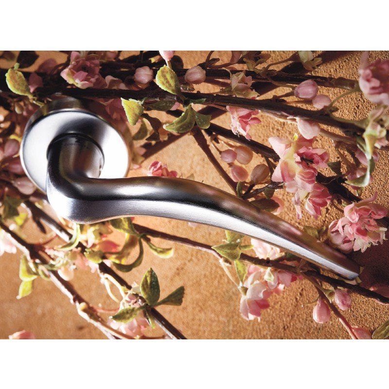 2071 Πόμολα Πόρτας Με Ροζέτα Χρώμιο Ματ Ζωγομετάλ 2071 - Image 1