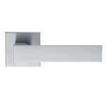 Πόμολα Πόρτας Με Ροζέτα Χρώμιο Ματ Ζωγομετάλ 362