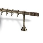 Κουρτινόξυλο Σιδερένιο Σφυρίλατα Φ25 – 4305