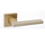 Πόμολο Πόρτας με Ροζέτα Best 22 - Ορο Ματ - μοντέρνος σχεδιασμός