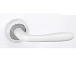 Πόμολα Πόρτας με Ροζέτα Λευκό/Χρώμιο Best 05