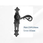 Πόμολο Ιταλίας Σφυριλατο με Πλάκα  Νο 236