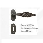 Πόμολο Ιταλίας Σφυριλατο με ροζετα Νο 230