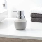 Sphere light grey 360 ml δοχείο κρεμοσάπουνου Sealskin - Image 2