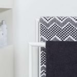 Tube white κρεμάστρα επιδαπέδια 2 θέσεων Sealskin - Image 4