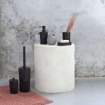 Brave black 280 ml δοχείο κρεμοσάπουνου Sealskin - Image 5