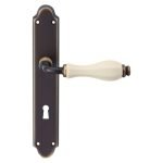 Ιταλικό Πόμολο με πλάκα Erica σε Μπρονζέ σκούρο 103