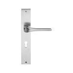 Ιταλικό Πόμολο με πλάκα Spirit σε Χρώμιο Σατινέ 016