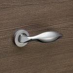 Ιταλικό Πόμολο με ροζέτα Delfino σε Χρώμιο 117 - Image 2