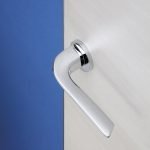 Ιταλικό πόμολο Wind με ροζέτα σε Χρώμιο Ματ 159 - Image 2