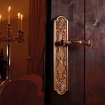 Ιταλικό Vintage Πόμολο Queen French gold σε Πλάκα 131 - Image 2