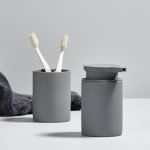 Επιτραπέζιο Dispenser σαπουνιού Karma Grey - 10036 By Zone Denmark - Image 2