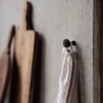 Σετ 2 Κρεμάστρες Τοίχου από Ξύλο σημύδας (Ø2,5 cm) Sensu Black - 36184 By Zone Denmark - Image 2