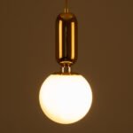 GLOBOSTAR® MAVERICK 00943 Μοντέρνο Κρεμαστό Φωτιστικό Οροφής με Ντουί 1 x E27 AC 220-240V IP20 - Χρυσό & Λευκό - Μ15 x Π15 x Υ33cm - Image 3