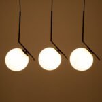 GLOBOSTAR® MONROE 00954 Μοντέρνο Κρεμαστό Φωτιστικό Οροφής με Ντουί 3 x E27 AC 220-240V IP20 - Μαύρο & Λευκό - Μ74 x Π25 x Υ50cm - Image 3