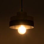 GLOBOSTAR® RUHIEL 01233 Μοντέρνο Κρεμαστό Φωτιστικό Οροφής με Ντουί 1 x E27 AC 220-240V IP20 - Μαύρο & Μπεζ - Μ18 x Π18 x Υ12cm - Image 3