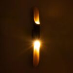 GLOBOSTAR® ESTERINA 01302 Μοντέρνο Φωτιστικό Τοίχου - Απλίκα με Ντουί 2 x E27 AC 220-240V IP20 - Μαύρο & Χρυσό - Μ5.5 x Π8 x Υ60cm - Image 3