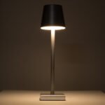 GLOBOSTAR® NEGA 60476 Μοντέρνο Επιτραπέζιο Φωτιστικό LED 2.2W 154lm 360° DC 5V με USB με Επαναφορτιζόμενη Μπαταρία Li-ion 3.7V 4000mAh IP20 Θερμό Λευκό 2700K με Αφή Dimmable - Lumileds SMD Chip - Ασημί - Μ10 x Π10 x Υ39cm - 2 Χρόνια Εγγύηση - Image 4