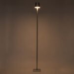 GLOBOSTAR® NEGA 60480 Μοντέρνο Επιδαπέδιο Φωτιστικό LED 2.2W 154lm 360° DC 5V με USB 2.0 με Επαναφορτιζόμενη Μπαταρία Li-ion 3.7V 4000mAh IP44 Θερμό Λευκό 2700K με Αφή Dimmable - Lumileds SMD Chip - Ασημί - Μ10 x Π10 x Υ135cm - 2 Χρόνια Εγγύηση - Image 4