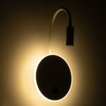 GLOBOSTAR® GOOSE 60881 Μοντέρνο Φωτιστικό Τοίχου - Απλίκα Ξενοδοχείου Reading Light με Φορτιστή USB 3A LED 6W 600lm 36° & 360° AC 220-240V IP20 Φυσικό Λευκό 4500K - CREE XPE & Lumileds SMD Chip & TÜV SÜD Driver - Λευκό Ματ - Μ15.5 x Π15 x Υ30.5cm - 3 Χρόνια Εγγύηση - Image 10