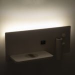 GLOBOSTAR® PALADIN 61353 Μοντέρνο Φωτιστικό Τοίχου - Απλίκα Ξενοδοχείου Reading Light με Φορτιστή USB 3A & Wireless 20W LED 6W 720lm 36° & 360° AC 220-240V IP20 Φυσικό Λευκό 4500K - Bridgelux COB Chip & TÜV SÜD Driver - Λευκό Ματ - Μ30 x Π11 x Υ12cm - 3 Χρόνια Εγγύηση - Image 13