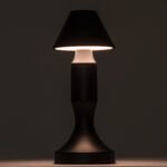 GloboStar® LUNNA 76476 Επαναφορτιζόμενο Επιτραπέζιο Φωτιστικό Πορτατίφ LED 1.5W 105lm 120° DC 5V IP44 CCT Ultra Θερμό 1500K - Φυσικό Λευκό 4500K - Ψυχρό Λευκό 6000K Dimmable Λευκό Πλαστικό - Μ9 x Π9 x Υ23cm- 2 Χρόνια Εγγύηση - Image 10