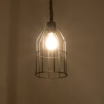 GLOBOSTAR® TALAH 203-0009 Vintage Κρεμαστό Φωτιστικό Οροφής με Ντουί 1 x E27 AC 220-240V IP20 - Μαύρο & Μπεζ - Μ15.5 x Π15.5 x Υ30cm - Image 3