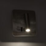 GLOBOSTAR® LADY-S 60945 Μοντέρνο Φωτιστικό Τοίχου - Απλίκα Ξενοδοχείου Reading Light με Φορτιστή USB 3A LED 6W 600lm 36° & 360° AC 220-240V IP20 Φυσικό Λευκό 4500K - Bridgelux COB Chip & TÜV SÜD Driver - Νίκελ Βούρτσας - Μ15 x Π15 x Υ7cm - 3 Χρόνια Εγγύηση - Image 9