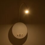 GLOBOSTAR® GOOSE 61693 Μοντέρνο Φωτιστικό Τοίχου - Απλίκα Ξενοδοχείου Reading Light με Φορτιστή USB 3A LED 6W 600lm 36° & 360° AC 220-240V IP20 Θερμό Λευκό 2700K - CREE XPE & Lumileds SMD Chip - Λευκό Ματ - Μ15.5 x Π15 x Υ30.5cm - 3 Χρόνια Εγγύηση - Image 8