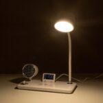 GLOBOSTAR® OLDY 76557 Μοντέρνο Επιτραπέζιο Φωτιστικό Γραφείου με Ασύρματη Φόρτιση 15W 3A, 5W Bluetooth Ηχείο & Ψηφιακό Ρολόι LED 3W 300lm 120° DC 5V με USB-C IP20 Ρυθμιζόμενο Λευκό CCT με Αφή 2700K/4500K/6000K Dimmable - Sanan SMD Chip - Λευκό - Μ13 x Π25 x Υ43cm - 2 Χρόνια Εγγύηση - Image 14