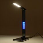 GLOBOSTAR® ZENTIME 76564 Μοντέρνο Επιτραπέζιο Φωτιστικό Γραφείου με Ασύρματη Φόρτιση 10W 2A & Ψηφιακό Ρολόι LED 3.5W 350lm 120° DC 5V με USB-C IP20 Ρυθμιζόμενο Λευκό CCT με Αφή 2700K/4500K/6000K Dimmable - Sanan SMD Chip - Μαύρο - Μ18 x Π12 x Υ40cm - 2 Χρόνια Εγγύηση - Image 16