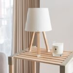 Φωτιστικό επιτραπέζιο ξύλινο - πλαστικό χρώμα μπεζ Ø18x34εκ. - Image 3