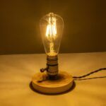 GLOBOSTAR® NOX 77701 Μοντέρνο Επιτραπέζιο Φωτιστικό Πορτατίφ με Ντουί 1 x E27 AC 220-240V IP20 - Μπεζ & Μπρούτζινο - Μ12 x Π12 x Υ9cm - Image 2