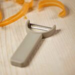 Zone Denmark Αποφλοιωτής Ανοξείδωτος 12x5,9 Εκ. - Singles Soft Taupe - Image 2