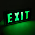 GLOBOSTAR® SENSATI 75663 Διακοσμητικό Φωτιστικό Τοίχου Ένδειξης / Σήμανσης "EXIT" LED 1W 40lm 90° AC 220-240V με Επαναφορτιζόμενη Μπαταρία Li-ion 3.7V 350mAh IP20 Πράσινο - SMD2835 Sanan Chip - Νίκελ Βούρτσας & Μαύρο - Μ35 x Π14 x Υ3.3cm - 2 Χρόνια Εγγύηση - Image 5