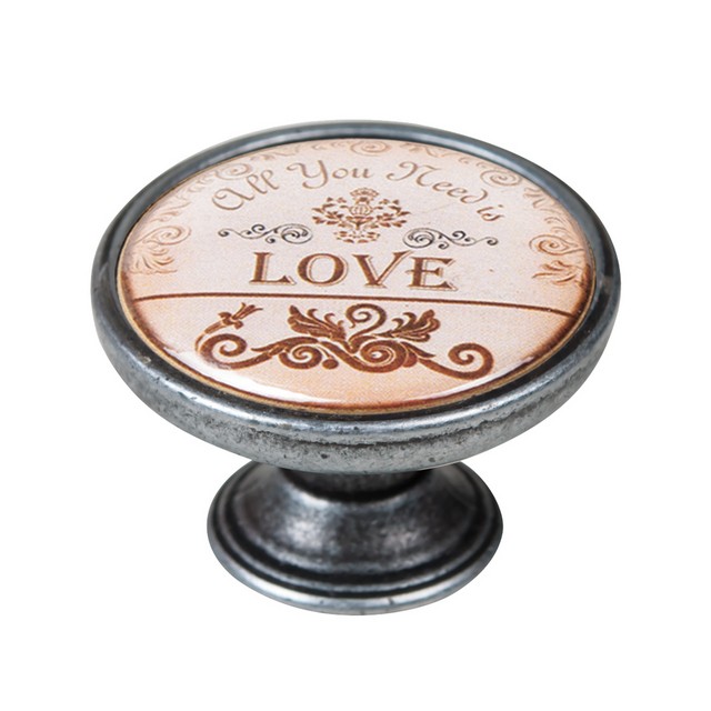 550PT28 Πομολάκι Επίπλου Vintage Ασημί Αντικέ Φ37 – Love - Image 1