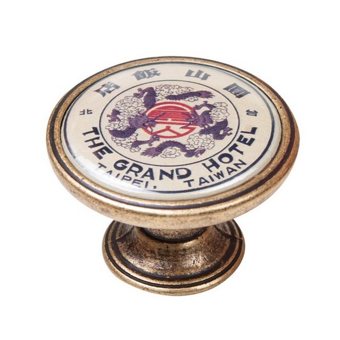 pomolaki-vintage-xryso-antike-550BR71 Πομολάκι Vintage Χρυσό Αντικέ Grand Hotel Taipei Φ37mm - Image 1