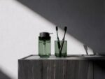 Zone Denmark Δοχείο Κρεμοσάπουνου Γυάλινο 240 ml - Tada Dark Green - Image 2